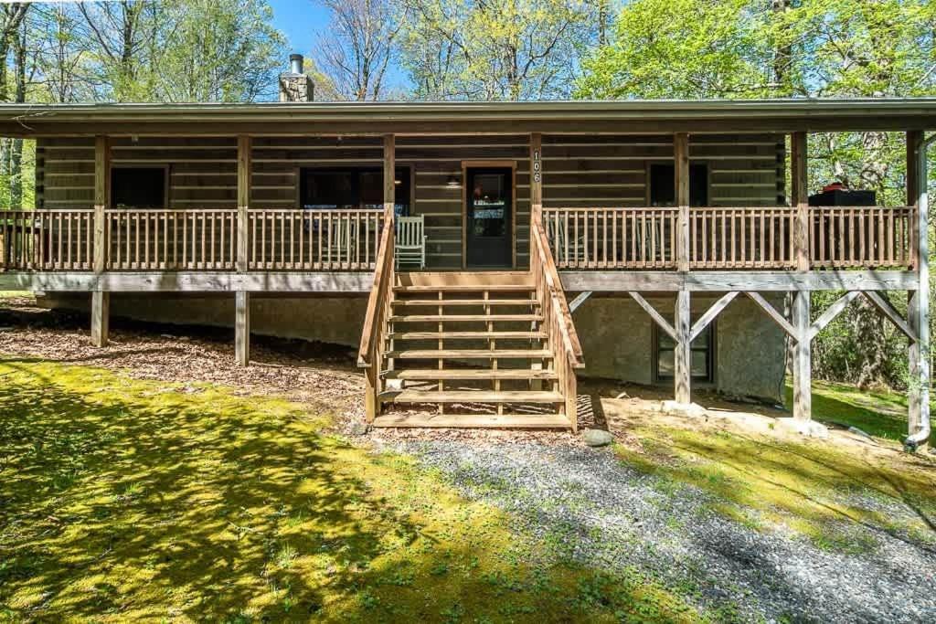 Cozy 'Grey Fox' Cabin Between Boone & Блоуинг Рок Екстериор снимка